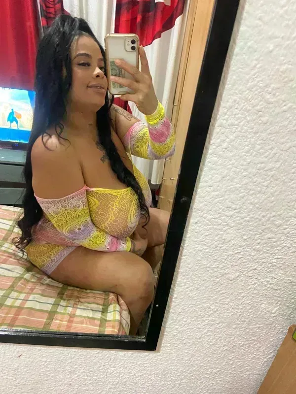 lucia-cubana-641311821-lucia-tu-chica-ideal-fiestera
