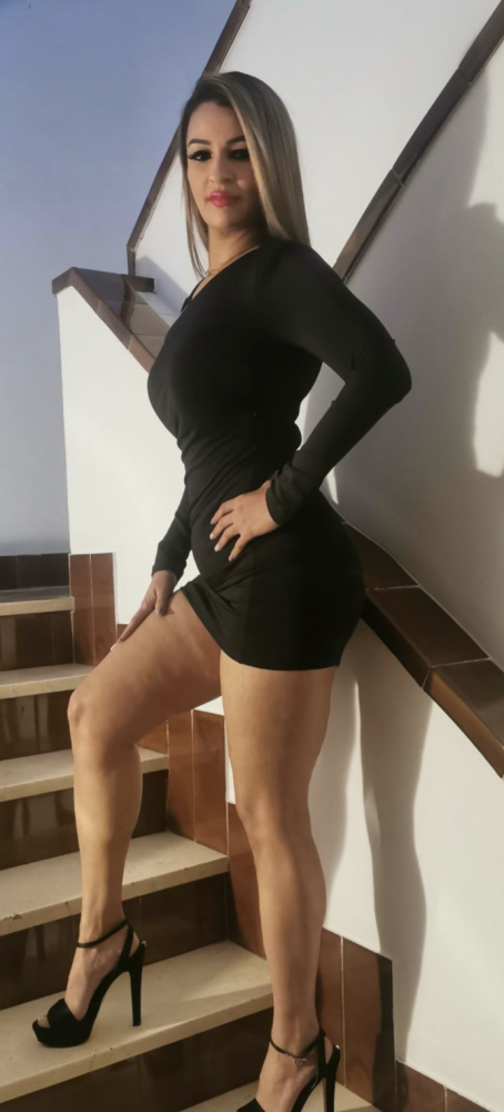 sabrina-613482582-sabrina-una-diosa-brasilena-caliente-en-vigo