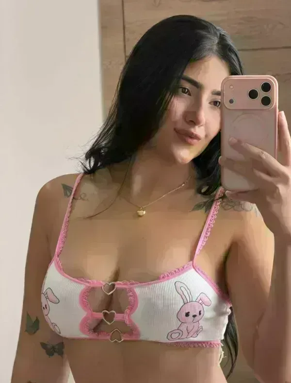631441451-frances-hasta-el-final-colombiana-muy-carinosa