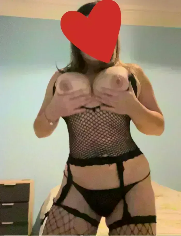 mariana-618341043-mariana-ourense-guarra-la-chupo-bien-ensalivada