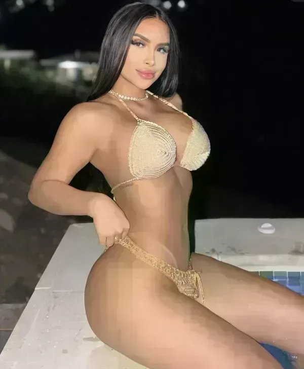 jesica-664552891-jesica-fiestera-caliente