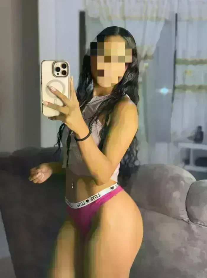 juliana-655811447-solo-salidas-lujuriosa-ardiente-muy-complaciente